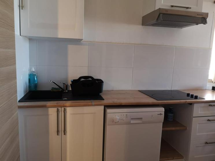 Apartment Location Studio Mer, Ile Du Frioul,
